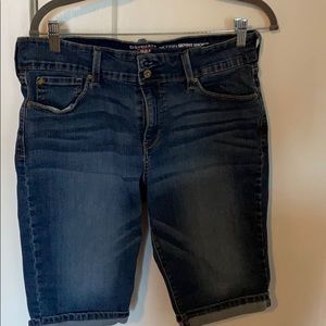 Levi’s Denizen stretchy Bermuda cuffed jean shorts